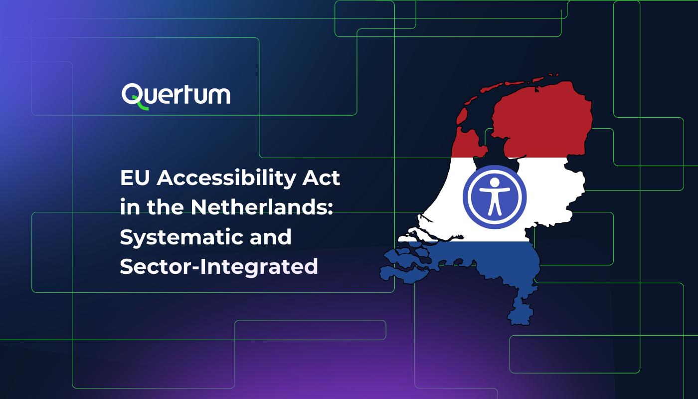 Das Bild zeigt die Titelfolie einer Präsentation mit einem dunkelblauen und violetten Hintergrund. Der Text in der Mitte der Folie lautet: "EU Accessibility Act in the Netherlands: Systematisch und sektorintegriert". In der oberen linken Ecke befindet sich ein Logo für "Quertum", ein Wort mit einem grünen Blattmuster über dem Buchstaben "e". Auf der rechten Seite des Dias ist ein Umriss der Niederlande mit der niederländischen Flagge (rot, weiß und blau gestreift) zu sehen. Eine stilisierte weiße Figur in einem Kreis befindet sich mittig über der Karte. Der Hintergrund ist mit einem grünen Gittermuster versehen, das wie eine Leiterplatte aussieht.